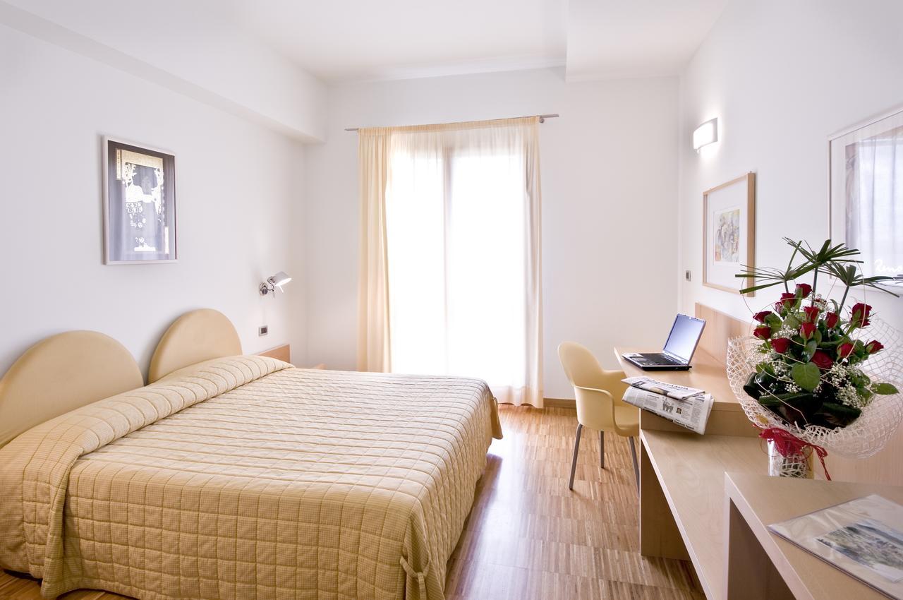 Grand Hotel Garden Barile Ngoại thất bức ảnh